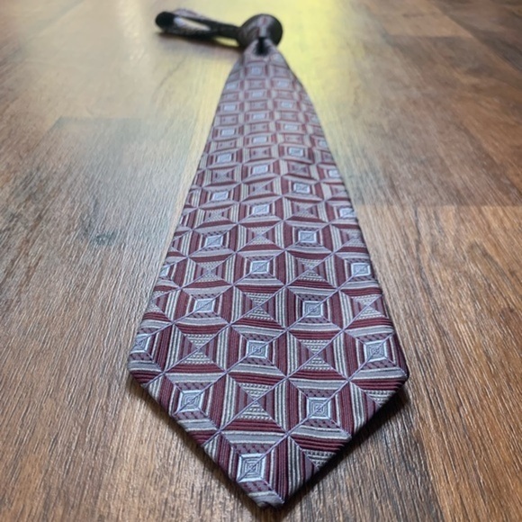 Robert Talbott “Best of Class” Geometric Tie - Picture 8 of 8